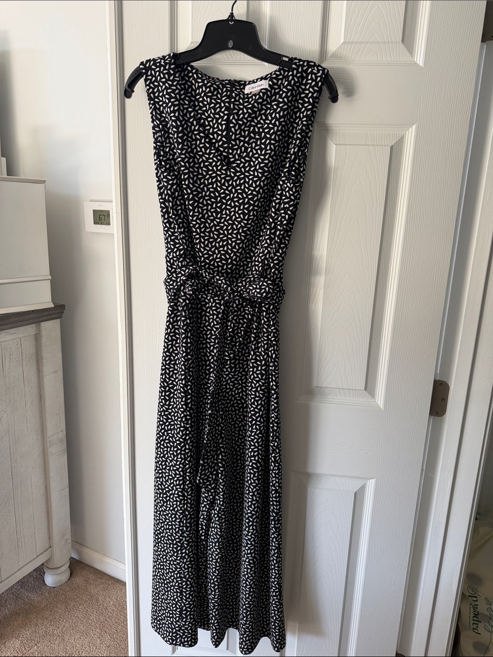 Calvin Klein Black & White Printed Sleeveless Tie-Waist Jumpsuit